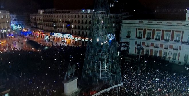 new_year’s_eve_at_the_puerta_del_sol