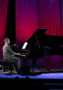 mikel_urdangarin_“25_tour”_en_café_berlín,_madrid
