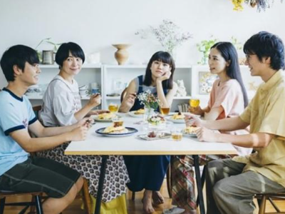 around_the_table_soushi_matsumoto,_2021,_japón._vose