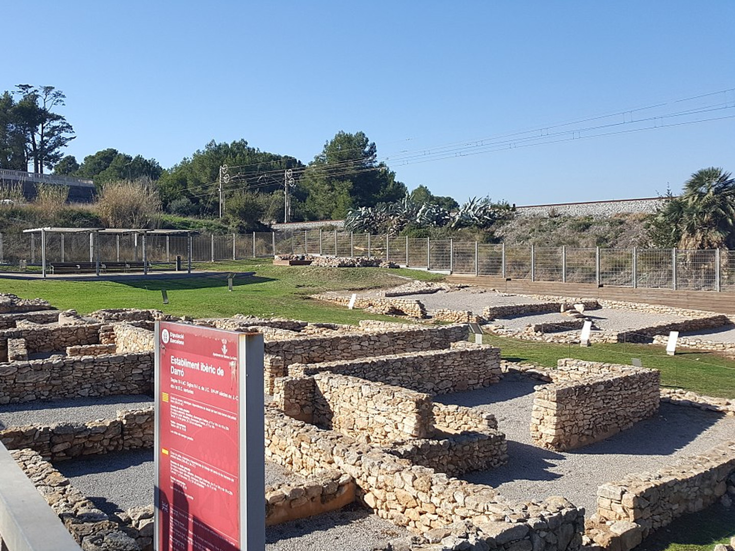 visita_al_yacimiento_arqueológico_del_poblado_ibérico_de_darró_(adarró)